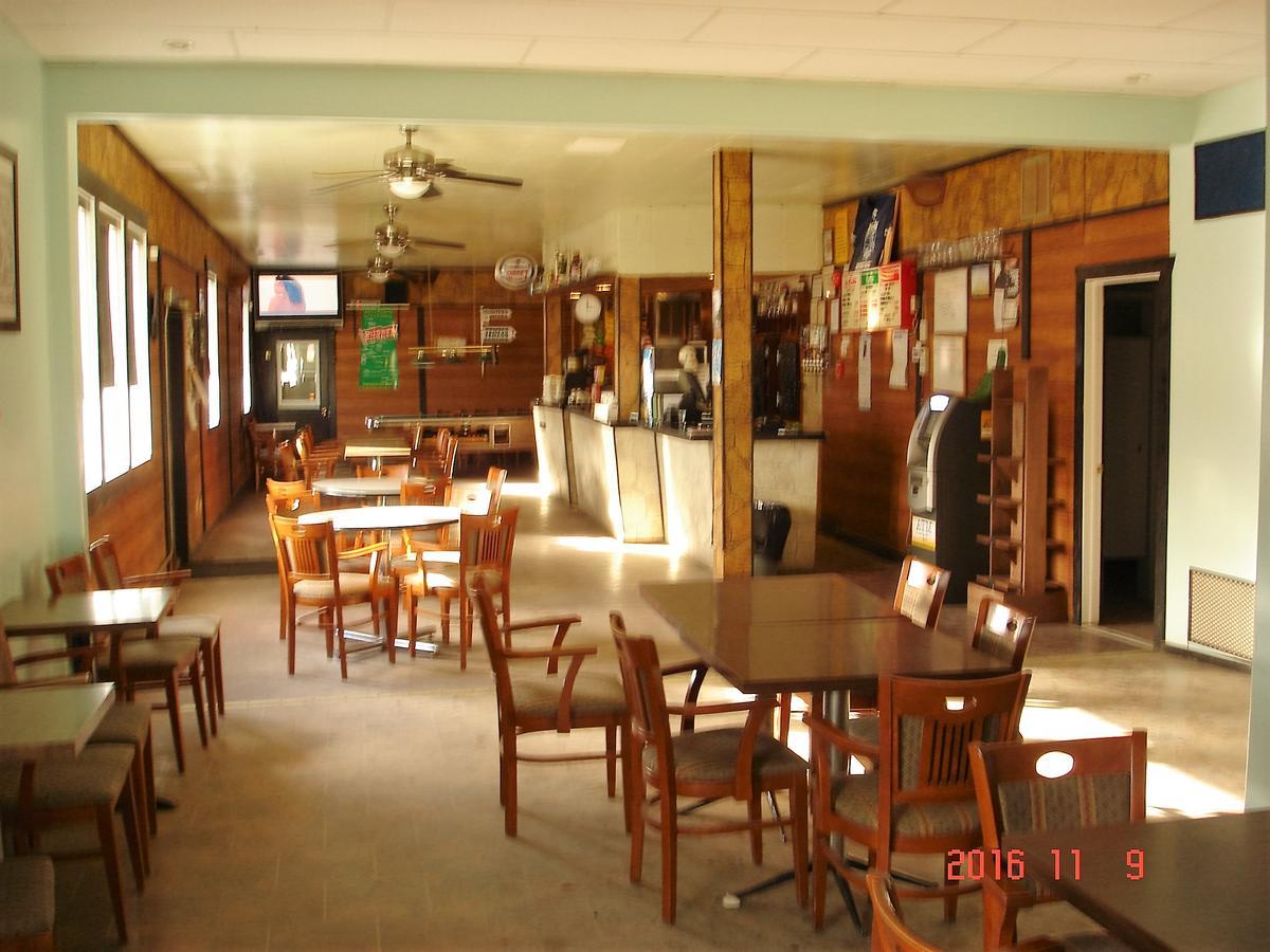 Simpson Hotel Exterior photo